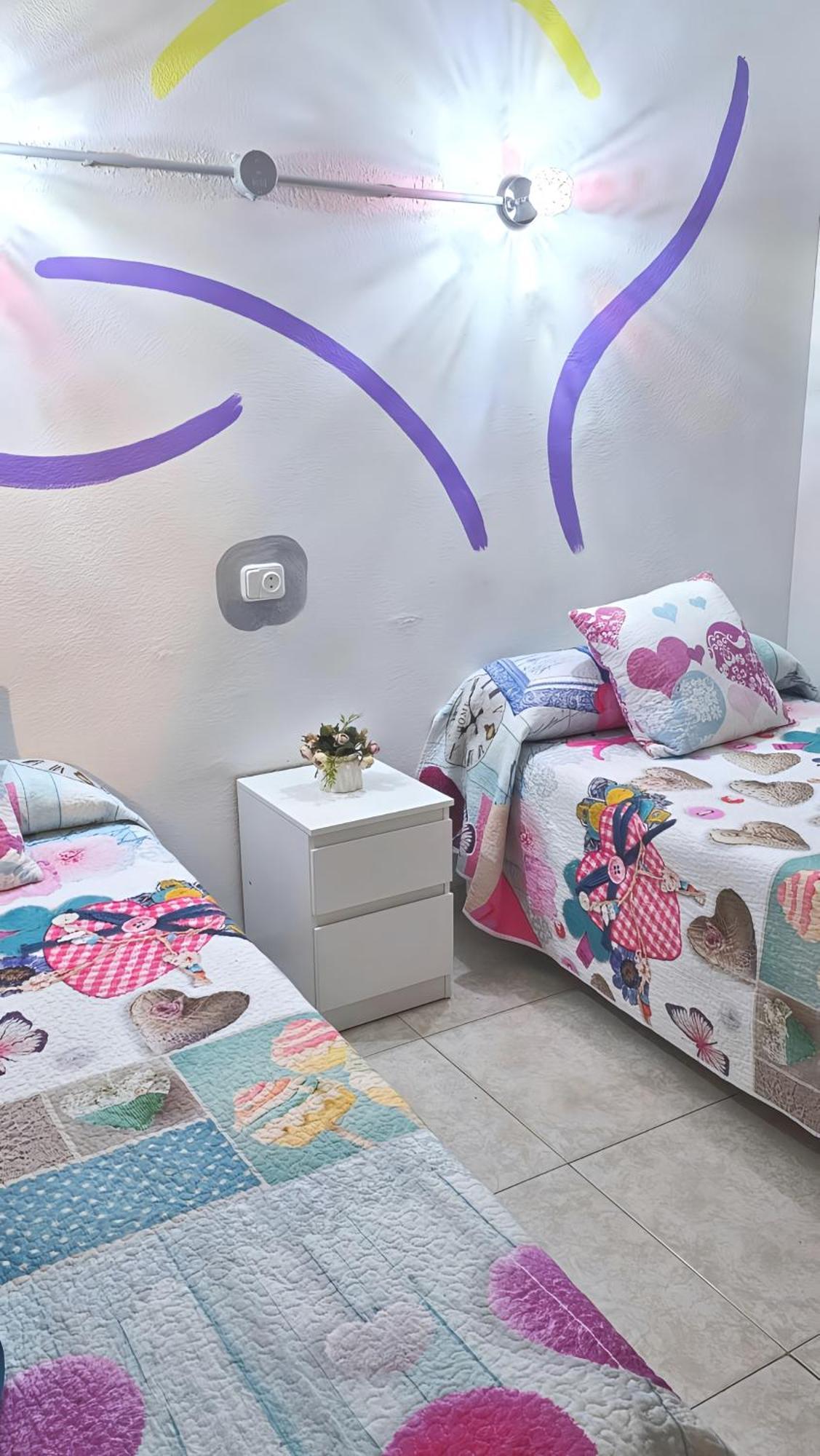 Hostal La Rosa Caces Eksteriør bilde